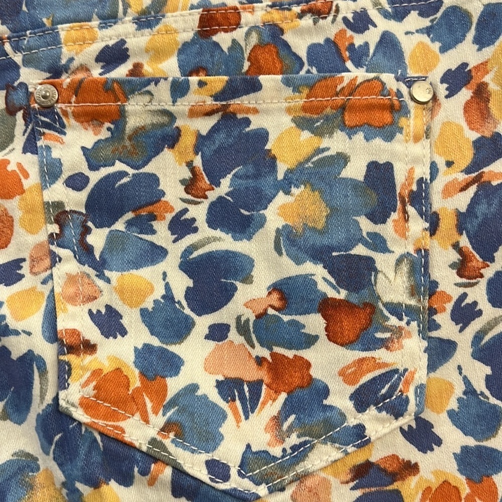 Gloria Vanderbilt ladies capris - Picture 5 of 10